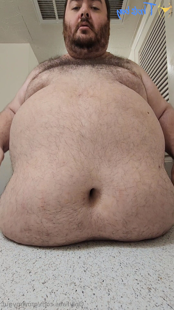 John [ growmygut ] Onlyfans leaked photo 18476253 on Hotleaks.tv