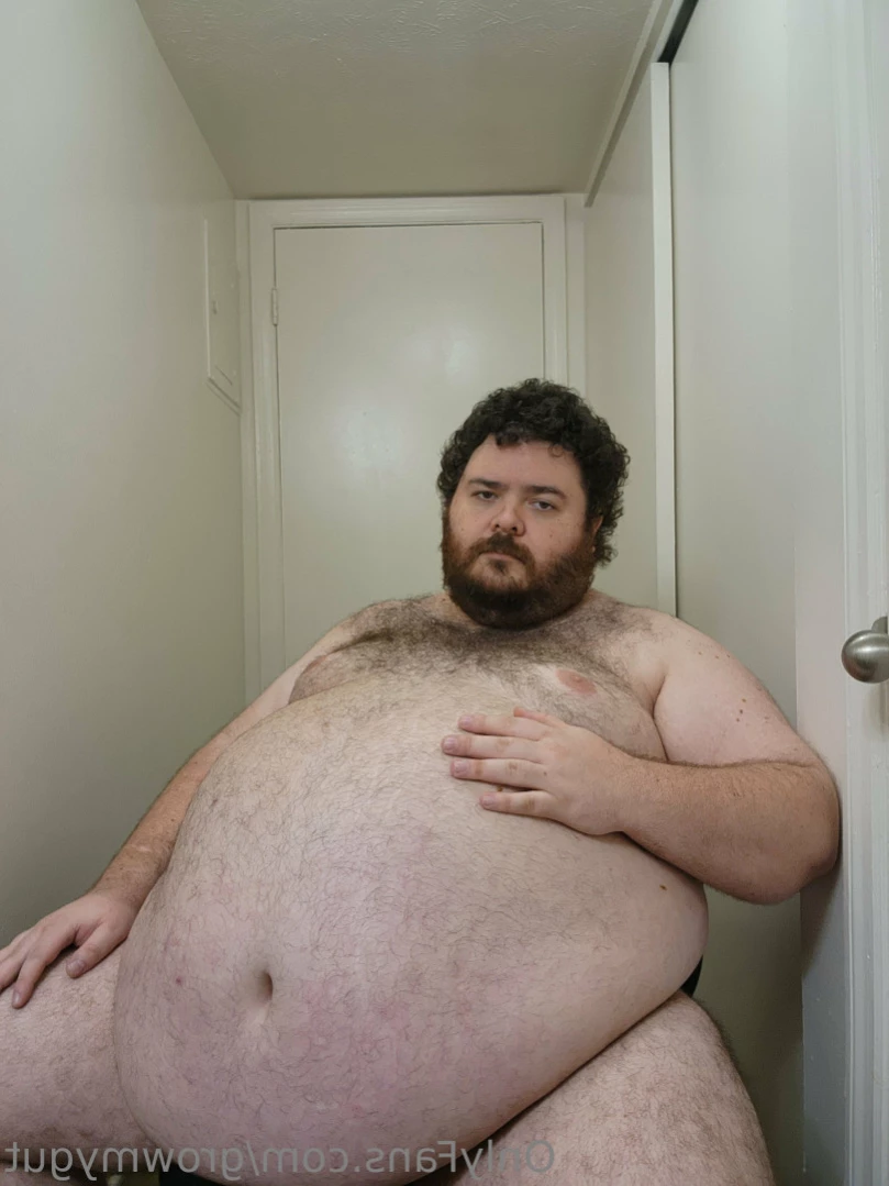 John [ growmygut ] Onlyfans leaked photo 11424560 on Hotleaks.tv