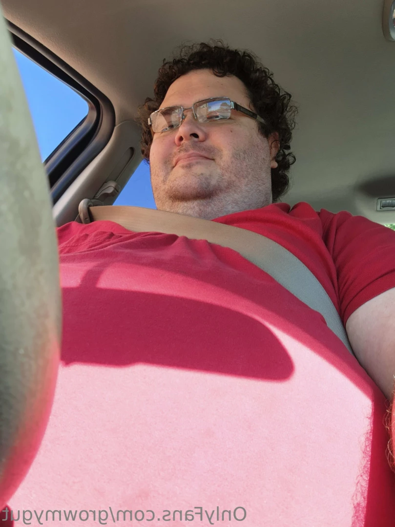 John [ growmygut ] Onlyfans leaked photo 11522592 on Hotleaks.tv