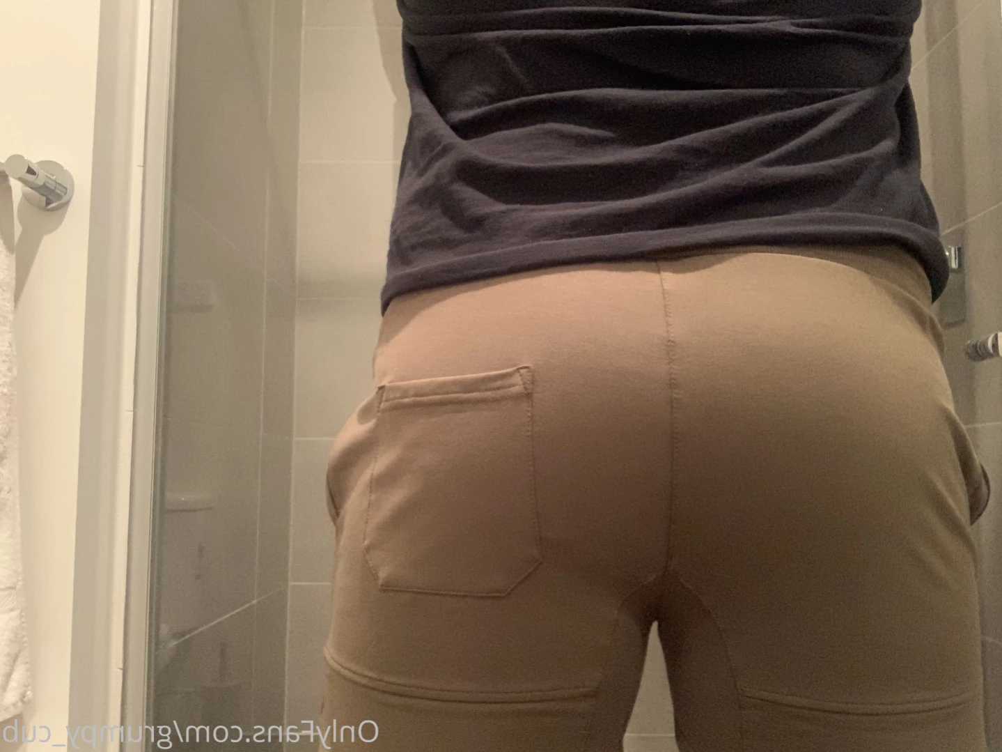 Grumpy Cub [ grumpy_cub ] Onlyfans leaked photo 14702584 on Hotleaks.tv