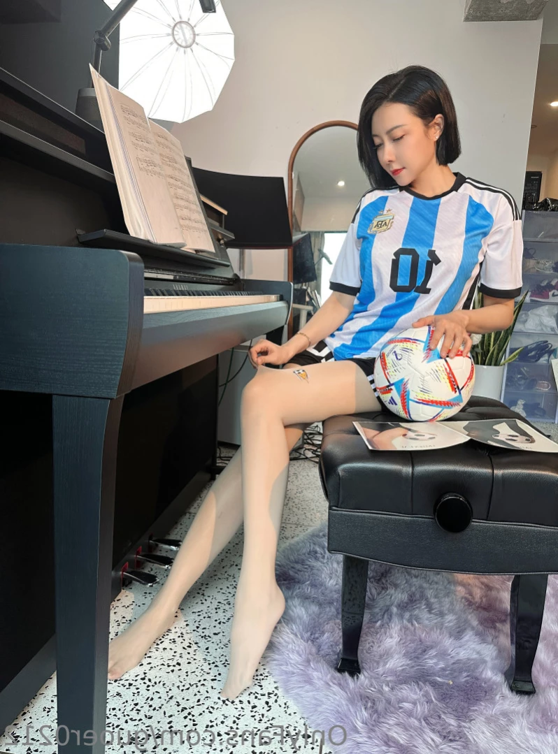 guoervictoria [ guoer0212 ] Onlyfans leaked photo 12732567 on Hotleaks.tv