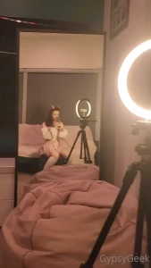 15853739