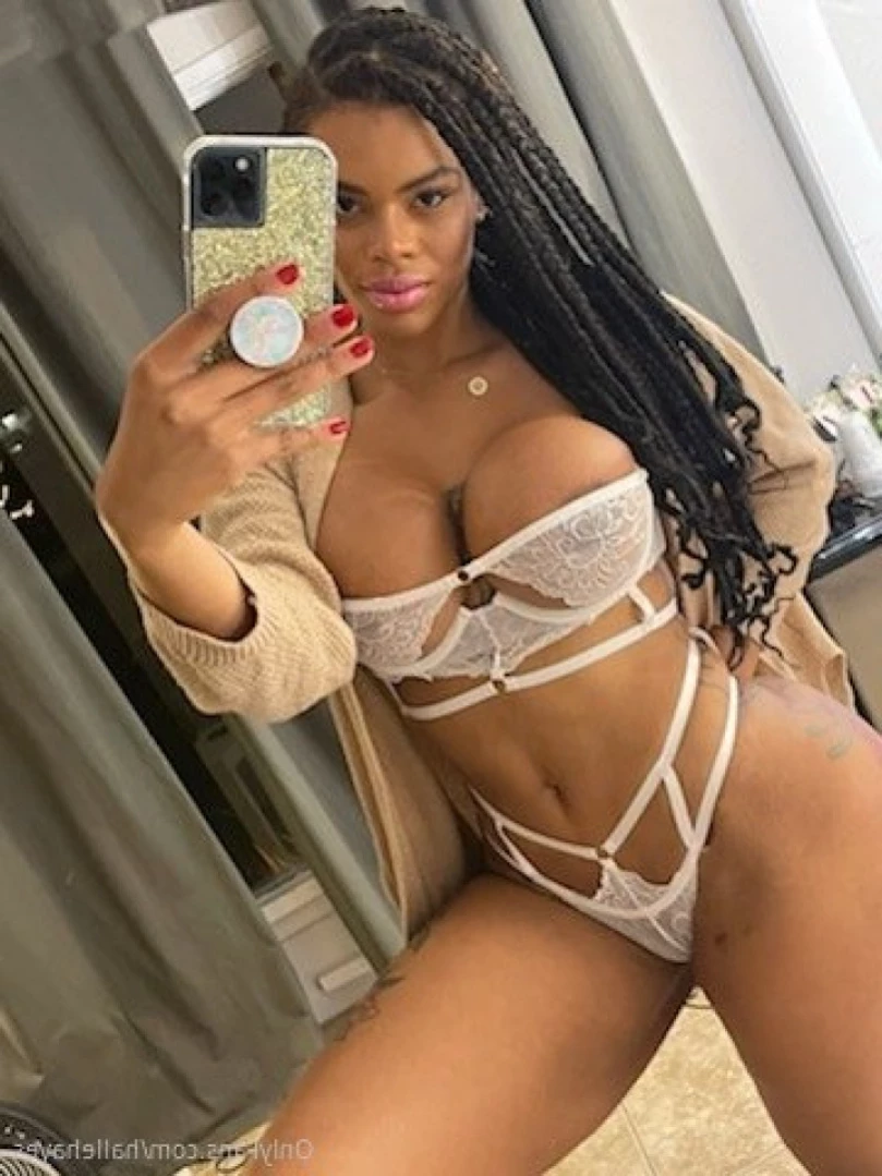 Goddess Halle Hayes [ goddesshallehayes ] Onlyfans leaked photo 11551521 on Hotleaks.tv