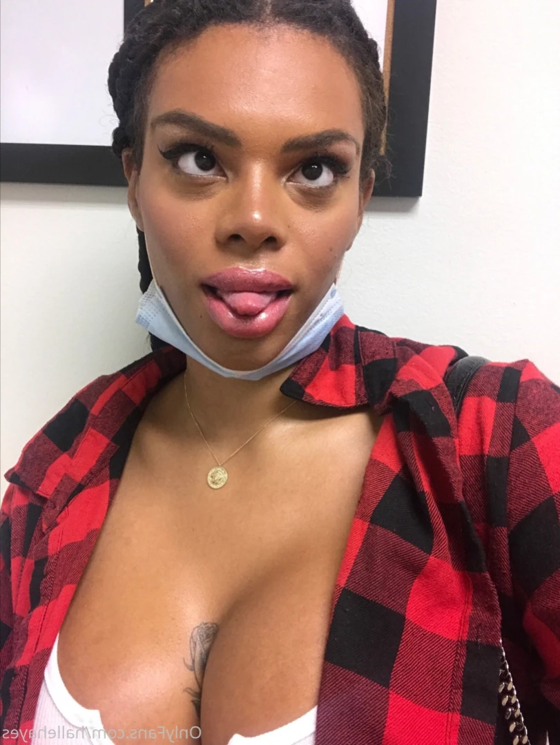 Goddess Halle Hayes [ goddesshallehayes ] Onlyfans leaked photo 12198304 on Hotleaks.tv