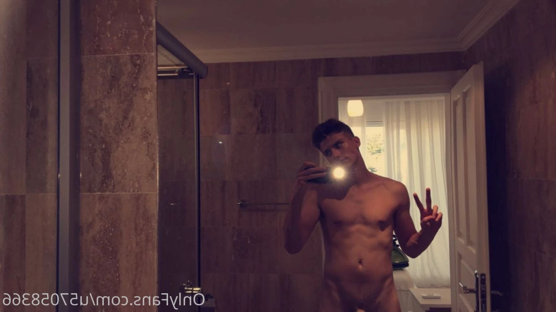 Handsome Hunk [ handsome-hunk ] Onlyfans leaked photo 10889268 on Hotleaks.tv