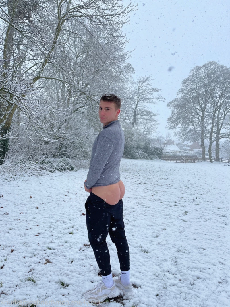 Handsome Hunk [ handsome-hunk ] Onlyfans leaked photo 11549758 on Hotleaks.tv