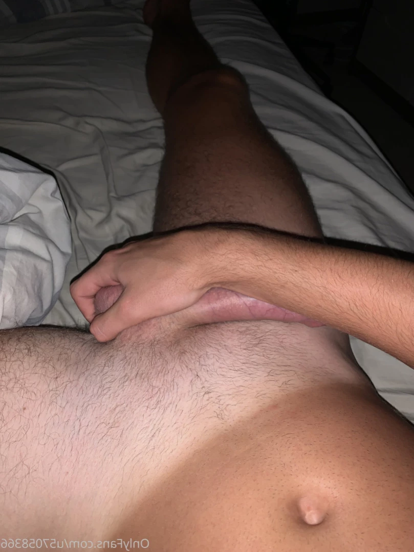 Handsome Hunk [ handsome-hunk ] Onlyfans leaked photo 11549949 on Hotleaks.tv