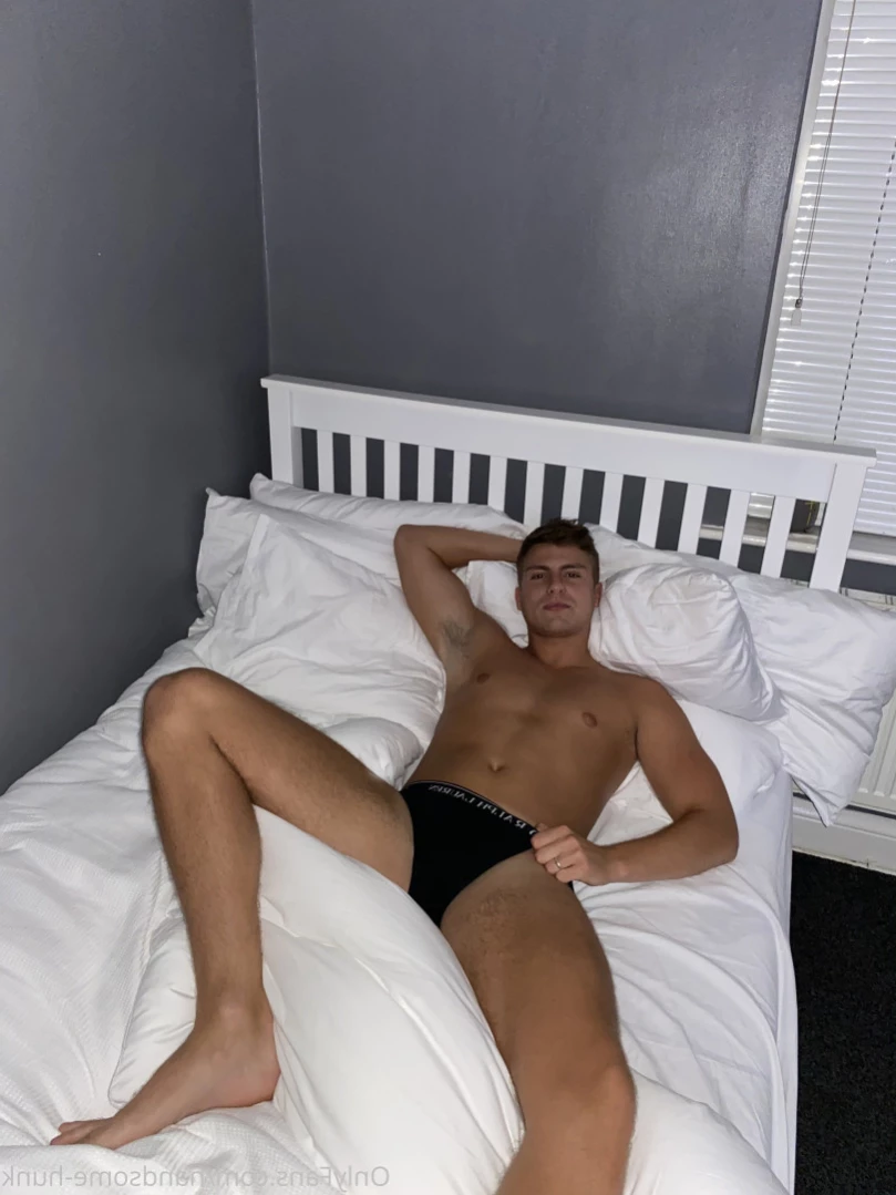Handsome Hunk [ handsome-hunk ] Onlyfans leaked photo 11550105 on Hotleaks.tv