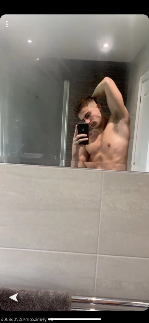 Handsome Hunk [ handsome-hunk ] Onlyfans leaked photo 11590161 on Hotleaks.tv