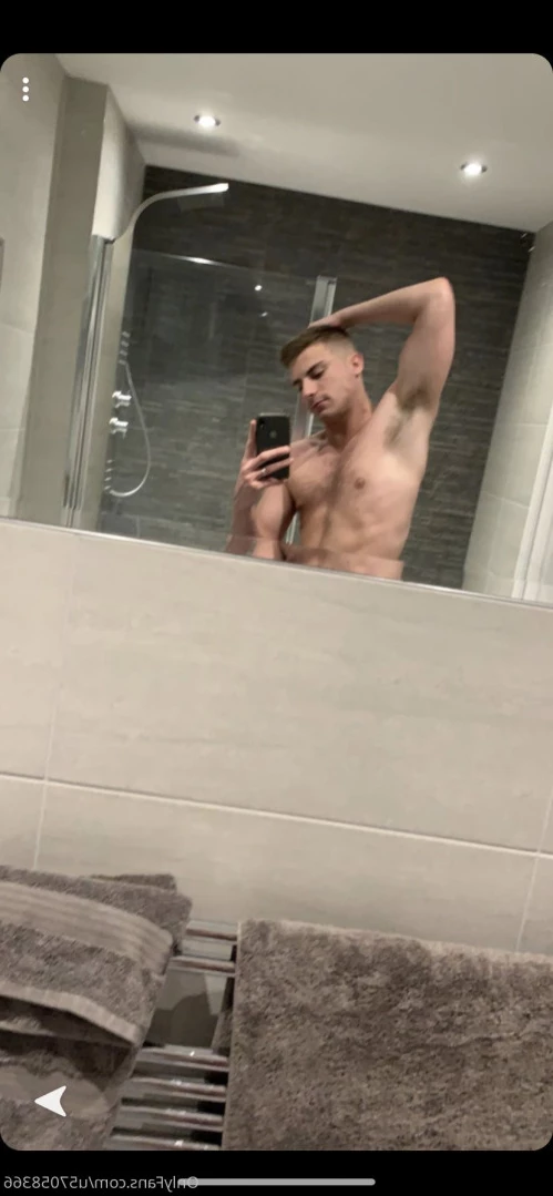 Handsome Hunk [ handsome-hunk ] Onlyfans leaked photo 11590170 on Hotleaks.tv