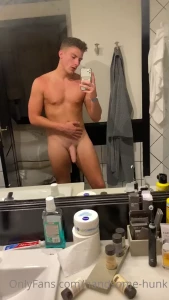 Handsome Hunk [ handsome-hunk ] Onlyfans leaked video 11936036 on Hotleaks.tv