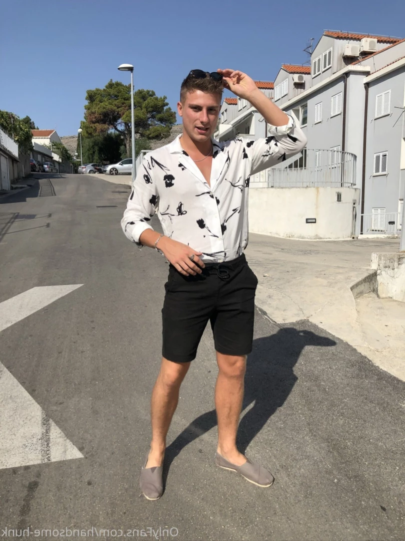 Handsome Hunk [ handsome-hunk ] Onlyfans leaked photo 11946421 on Hotleaks.tv