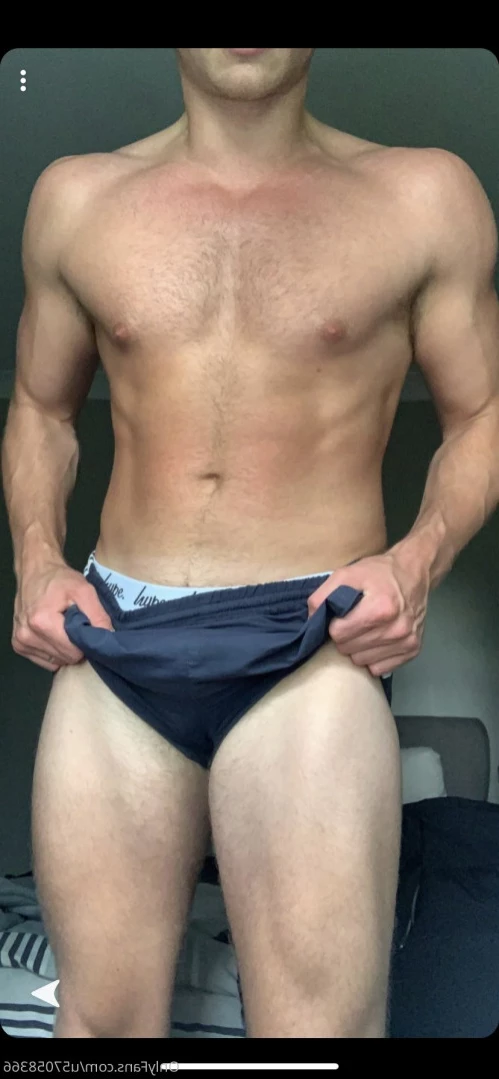 Handsome Hunk [ handsome-hunk ] Onlyfans leaked photo 15507516 on Hotleaks.tv