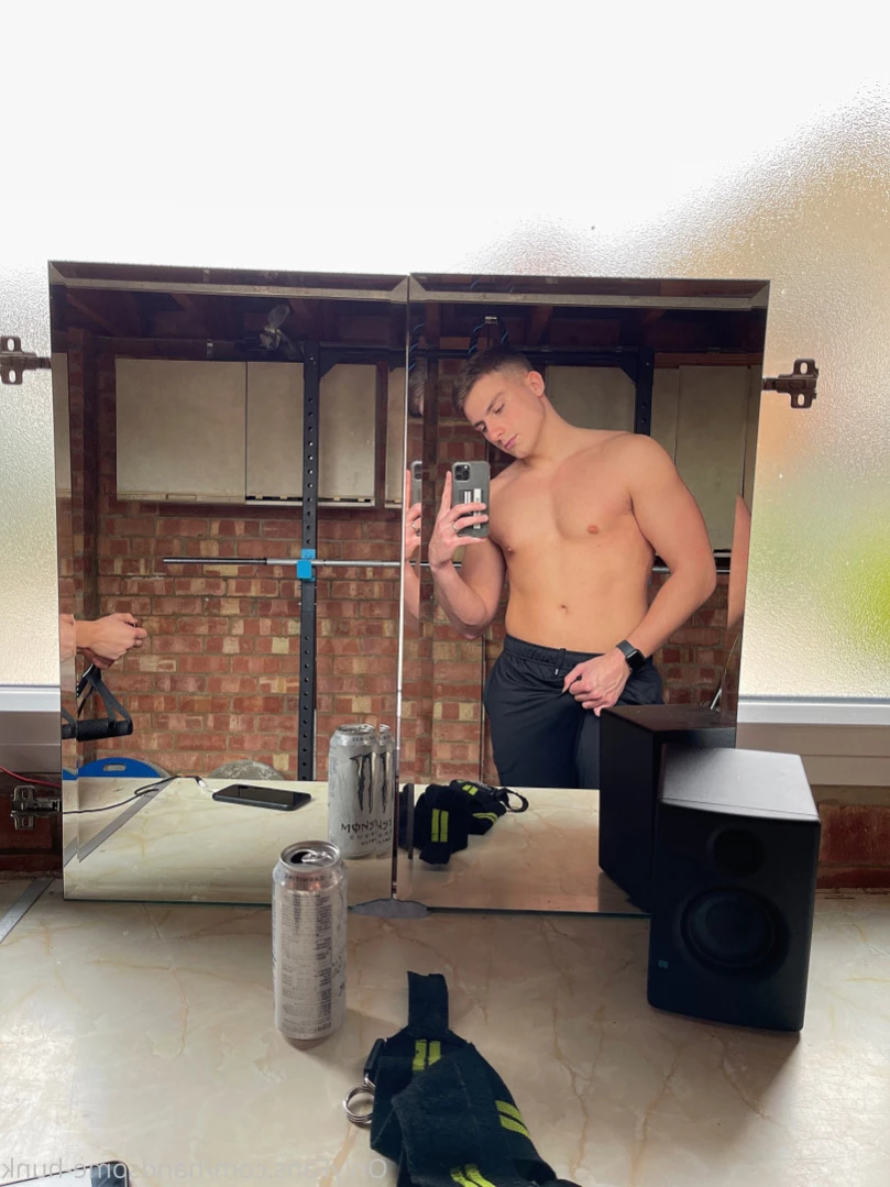 Handsome Hunk [ handsome-hunk ] Onlyfans leaked photo 15510437 on Hotleaks.tv