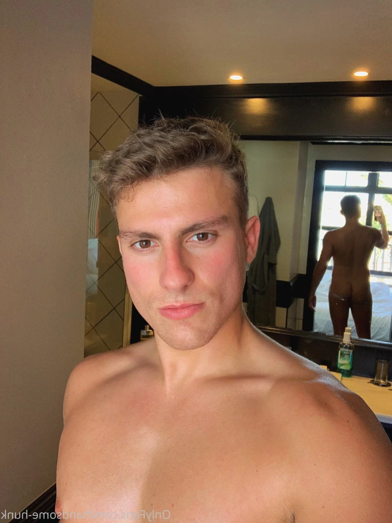 Handsome Hunk [ handsome-hunk ] Onlyfans leaked photo 15978807 on Hotleaks.tv