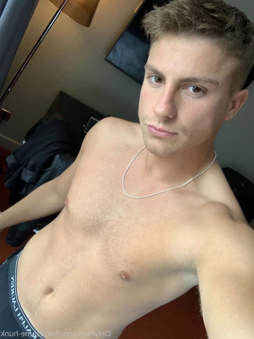 Handsome Hunk [ handsome-hunk ] Onlyfans leaked photo 15994788 on Hotleaks.tv