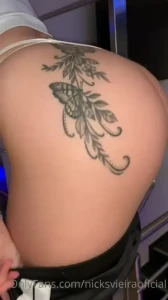 1694673