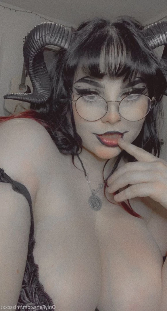 Miss Hazel [ misscxxt ] Onlyfans leaked photo 894279 on Hotleaks.tv