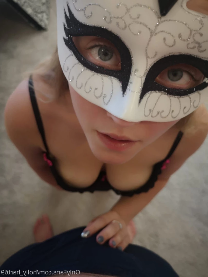 Holly Hart [ holly_hart_xx ] Onlyfans leaked photo 11487375 on Hotleaks.tv