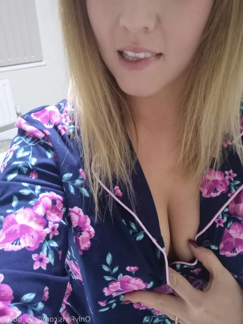 Holly Hart [ holly_hart_xx ] Onlyfans leaked photo 14263372 on Hotleaks.tv