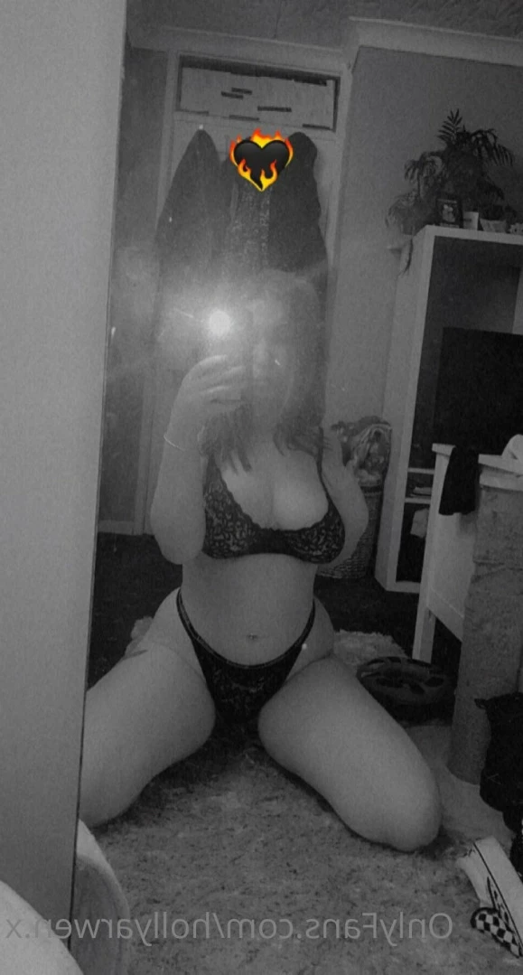 Holly [ hollyarwen.x ] Onlyfans leaked photo 11474945 on Hotleaks.tv