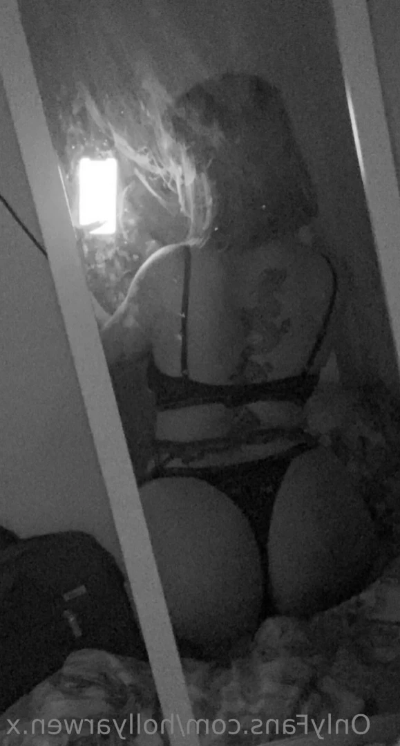 Holly [ hollyarwen.x ] Onlyfans leaked photo 15857385 on Hotleaks.tv
