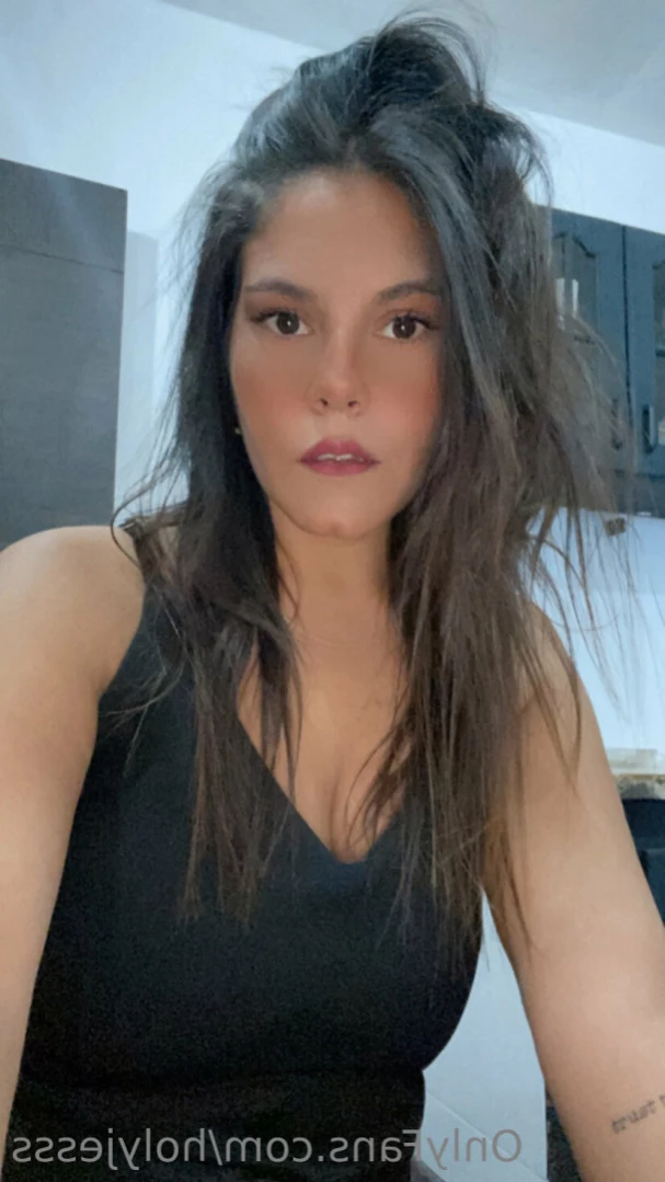 Holyjess [ holyjesss ] Onlyfans leaked photo 14305972 on Hotleaks.tv