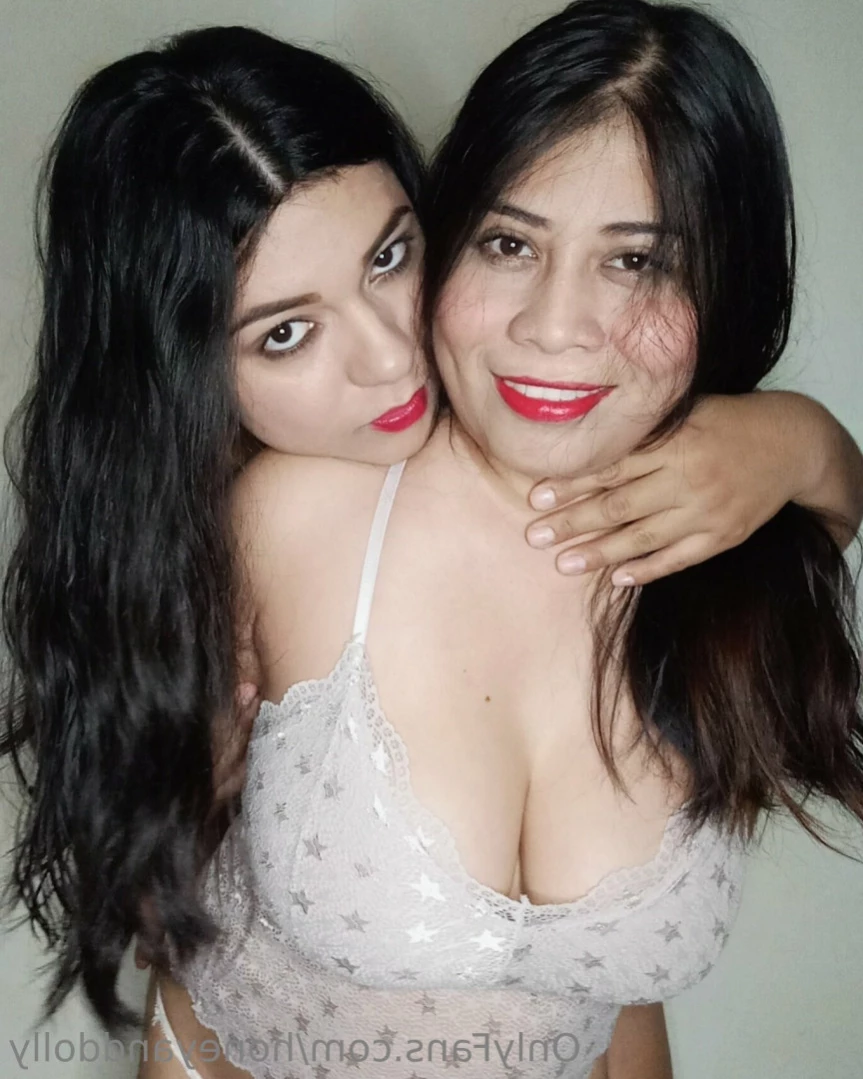 Honey and Dolly [ honeyanddolly ] Onlyfans leaked photo 12753471 on Hotleaks.tv
