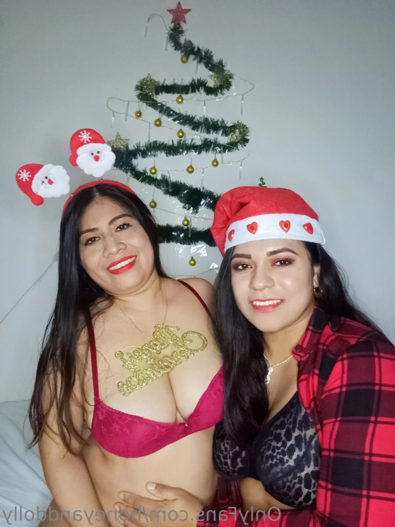 Honey and Dolly [ honeyanddolly ] Onlyfans leaked photo 12777950 on Hotleaks.tv