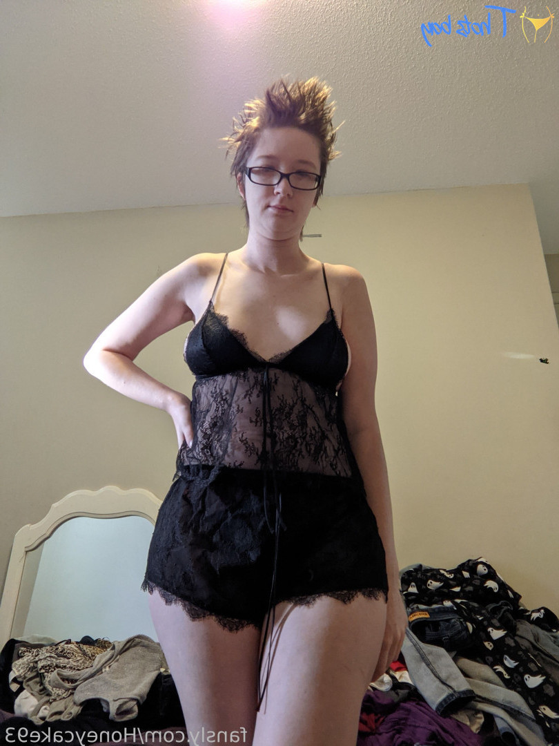honeycake93 Onlyfans leaked photo 18494983 on Hotleaks.tv