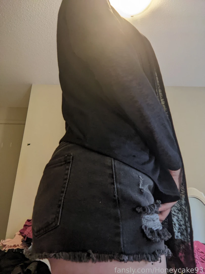 honeycake93 Onlyfans leaked photo 18506945 on Hotleaks.tv