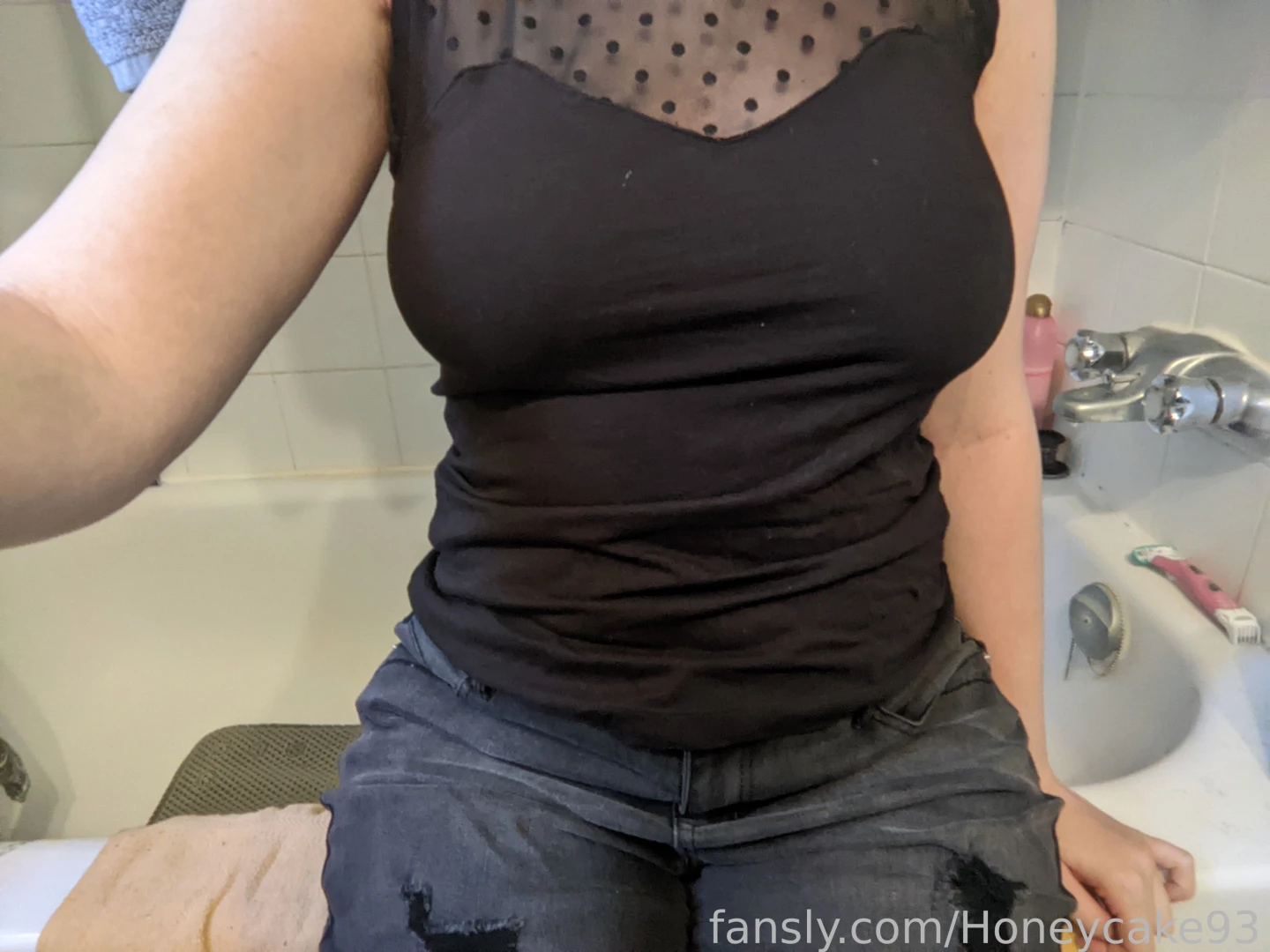 honeycake93 Onlyfans leaked photo 18514825 on Hotleaks.tv