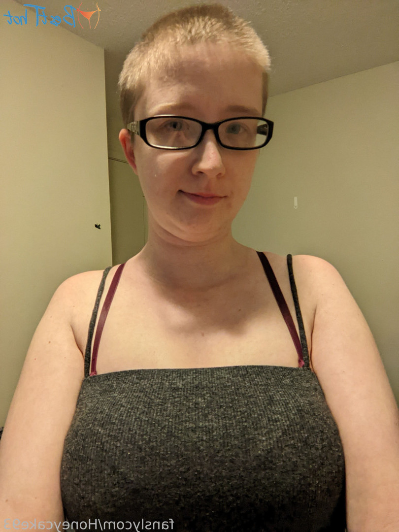 honeycake93 Onlyfans leaked photo 18525674 on Hotleaks.tv
