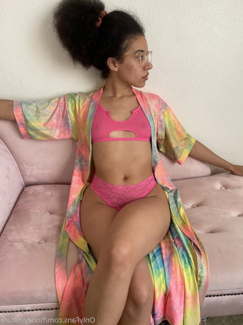 honeyvulture Onlyfans leaked photo 11367476 on Hotleaks.tv