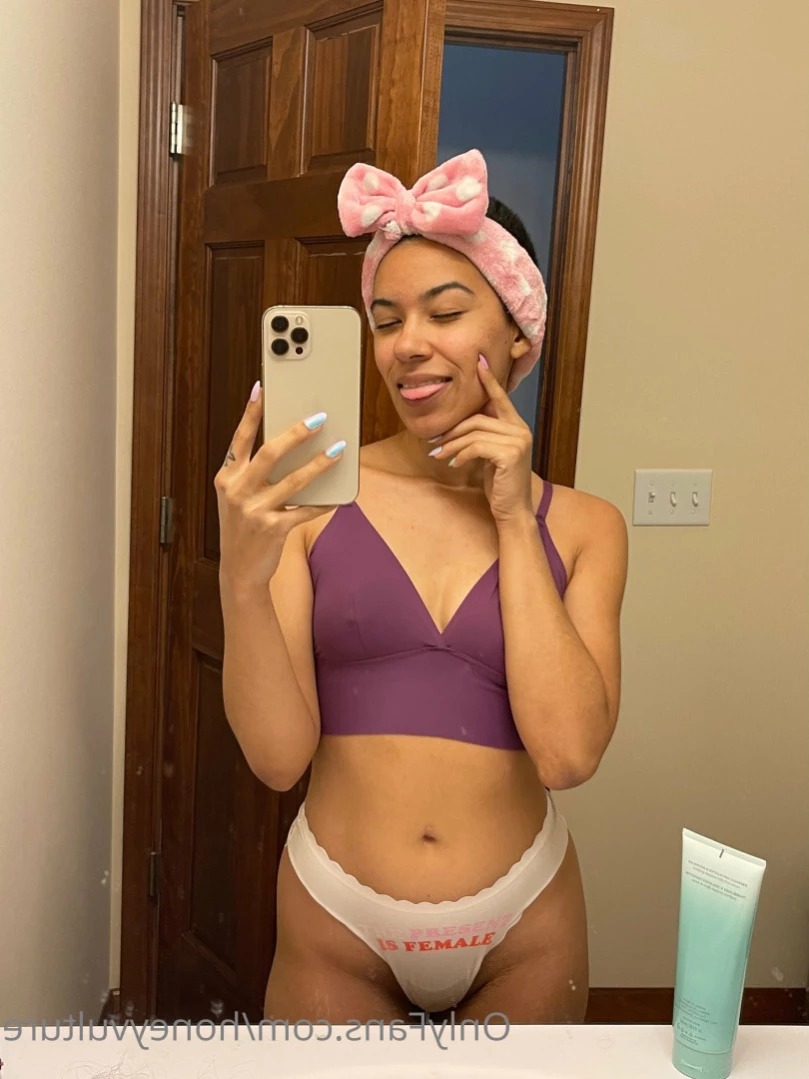 honeyvulture Onlyfans leaked photo 11373538 on Hotleaks.tv