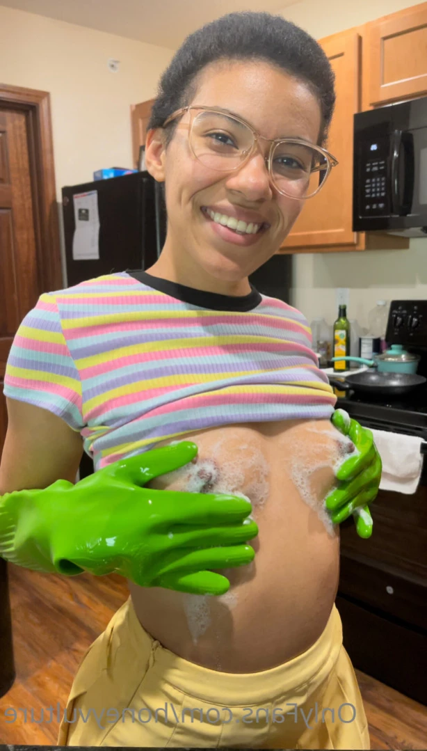 honeyvulture Onlyfans leaked photo 12518074 on Hotleaks.tv