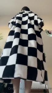 15865516