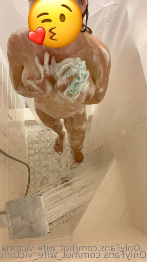 🎀HotWife Victoria🎀 [ hot_wife_victoria ] Onlyfans leaked photo 11377727 on Hotleaks.tv