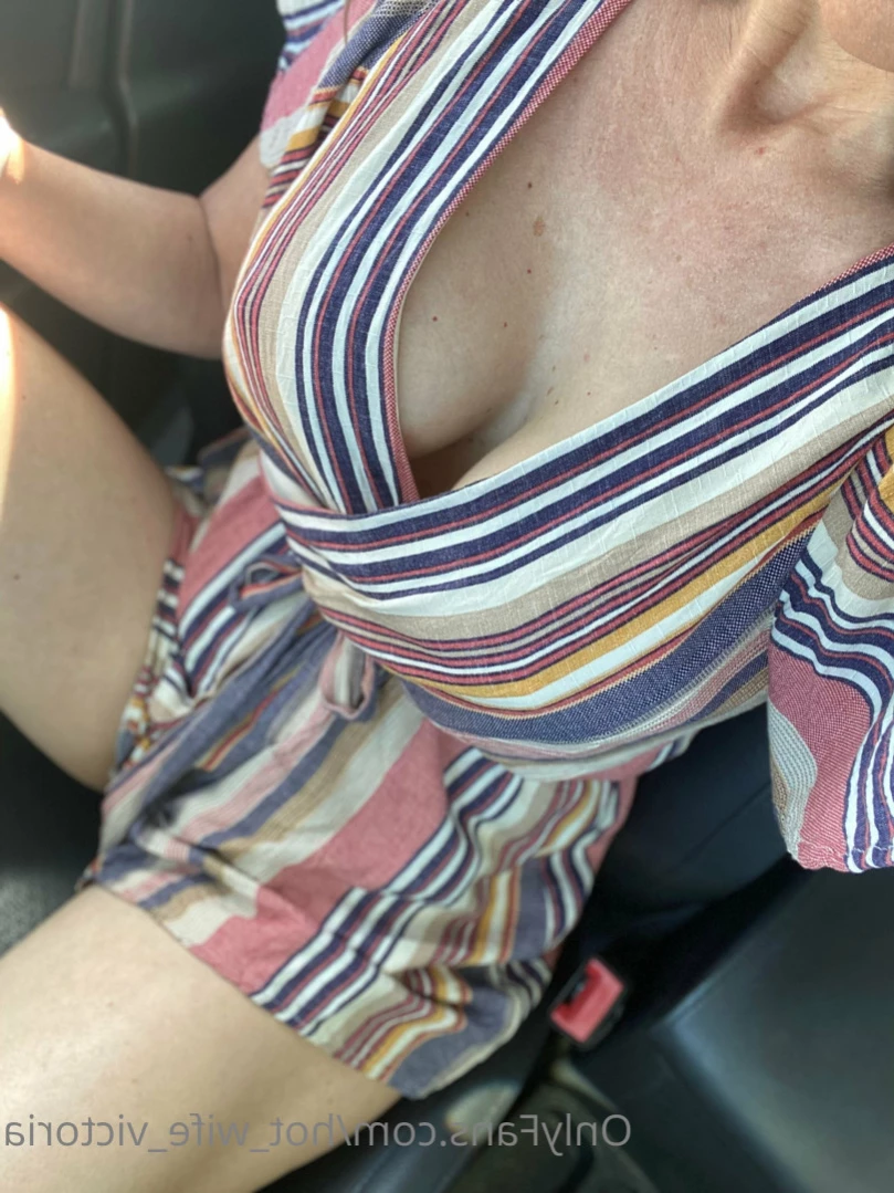 🎀HotWife Victoria🎀 [ hot_wife_victoria ] Onlyfans leaked photo 11378021 on Hotleaks.tv