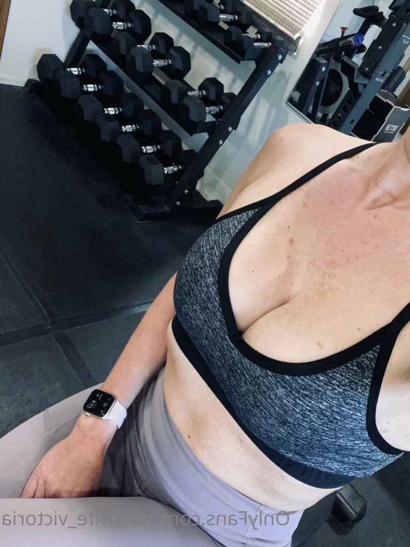 🎀HotWife Victoria🎀 [ hot_wife_victoria ] Onlyfans leaked photo 11658185 on Hotleaks.tv