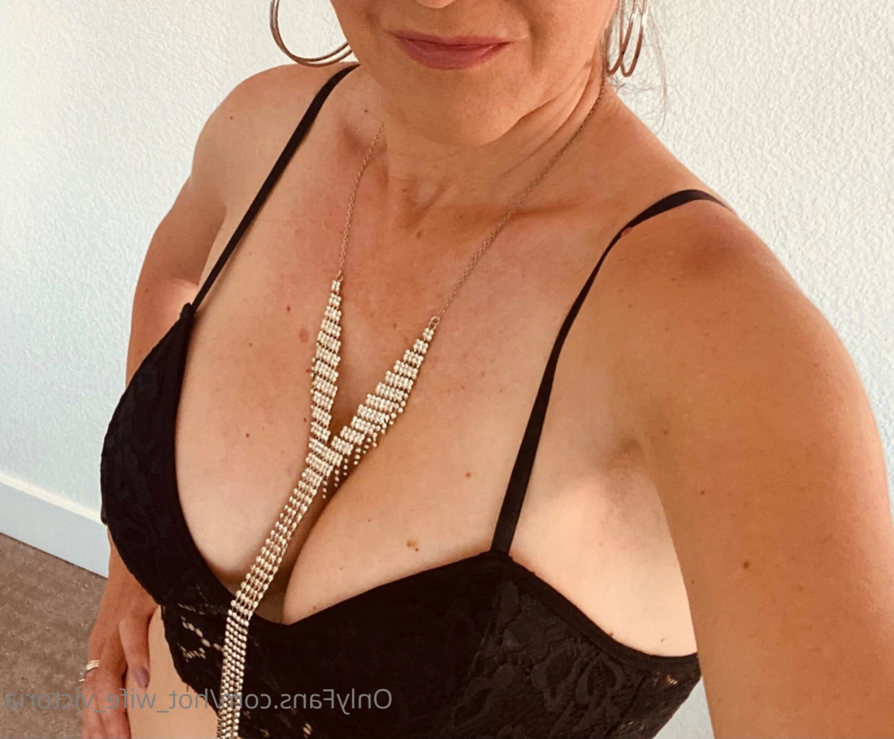 🎀HotWife Victoria🎀 [ hot_wife_victoria ] Onlyfans leaked photo 13911348 on Hotleaks.tv