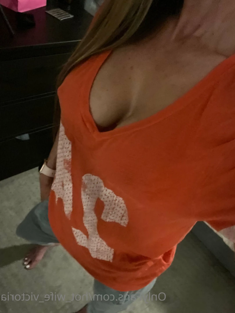 🎀HotWife Victoria🎀 [ hot_wife_victoria ] Onlyfans leaked photo 15428796 on Hotleaks.tv