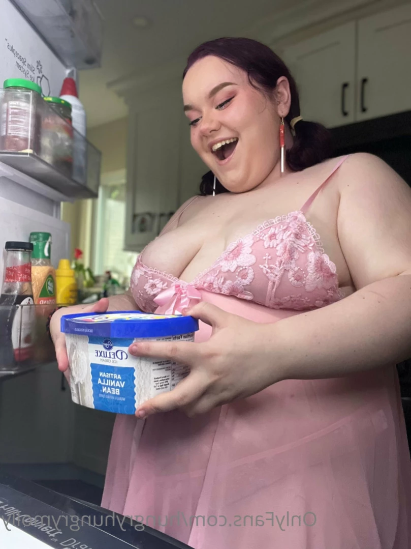 molly&lt;3 [ hungryhungrymolly ] Onlyfans leaked photo 11320170 on Hotleaks.tv