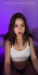 10987424