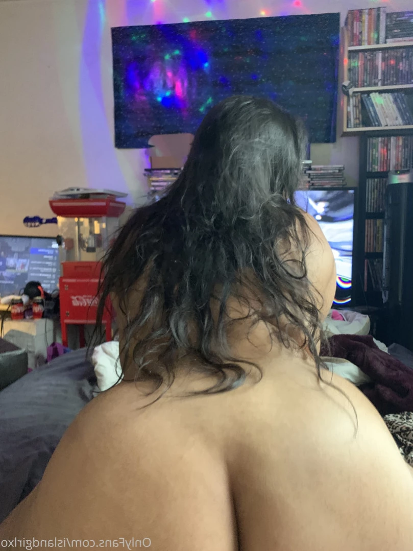 𝔦𝔰𝔩𝔞𝔫𝔡 𝔭𝔯𝔦𝔫𝔠𝔢𝔰𝔰 ✨ [ islandgirlxo ] Onlyfans leaked photo 11464847 on Hotleaks.tv