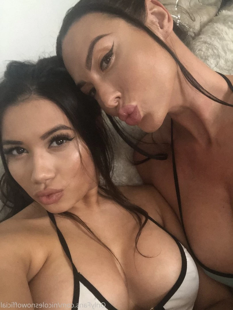 Nicole ❄️ [ nicolesnowofficial ] Onlyfans leaked photo 898512 on Hotleaks.tv
