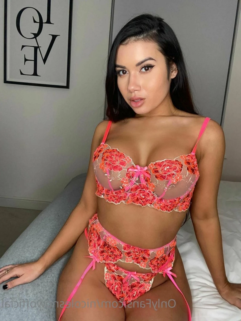 Nicole ❄️ [ nicolesnowofficial ] Onlyfans leaked photo 899297 on Hotleaks.tv