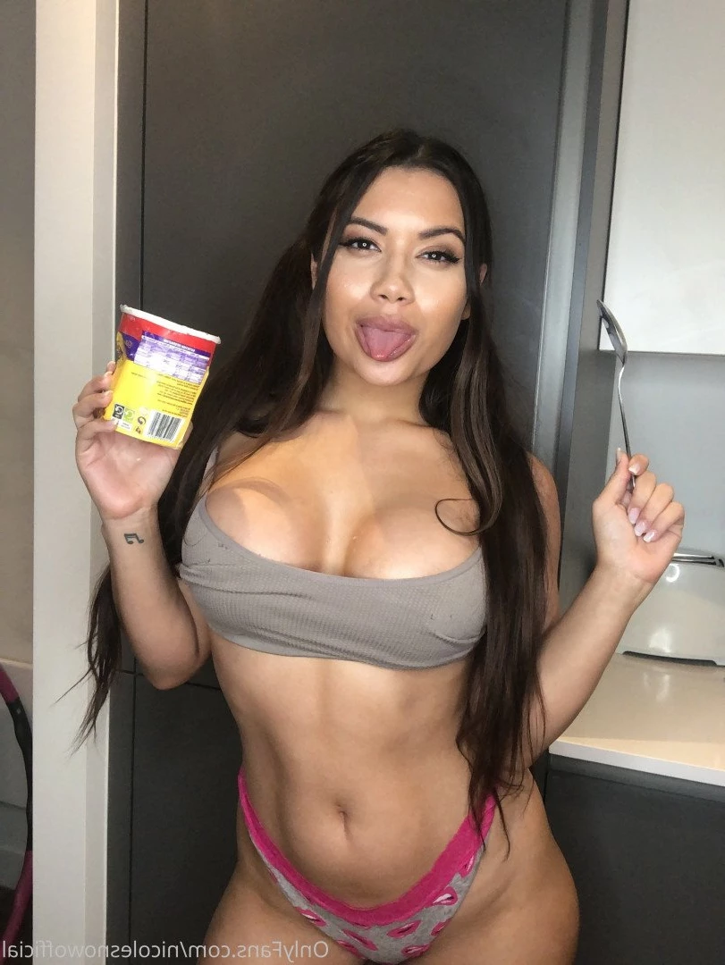 Nicole ❄️ [ nicolesnowofficial ] Onlyfans leaked photo 899779 on Hotleaks.tv