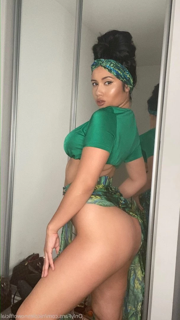 Nicole ❄️ [ nicolesnowofficial ] Onlyfans leaked photo 900276 on Hotleaks.tv