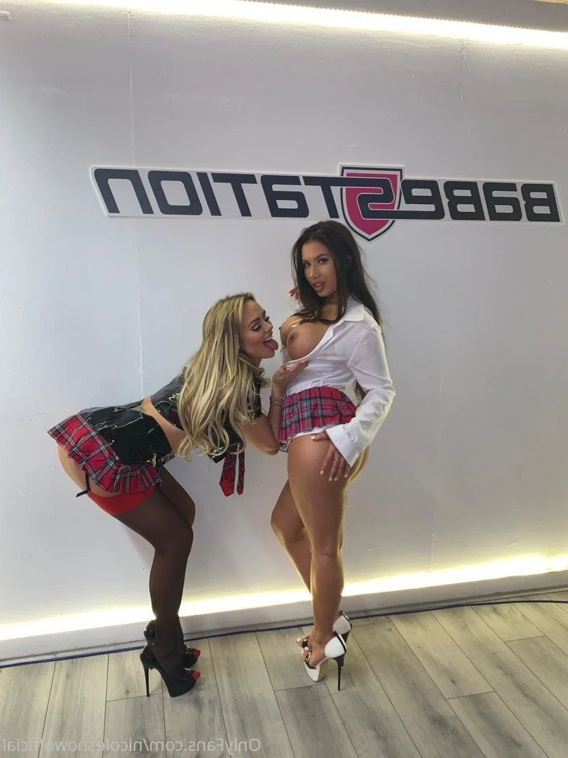 Nicole ❄️ [ nicolesnowofficial ] Onlyfans leaked photo 900502 on Hotleaks.tv
